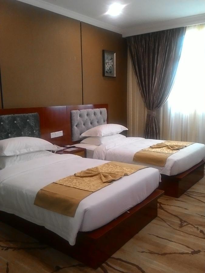 Apollo Hotel Янгон Экстерьер фото